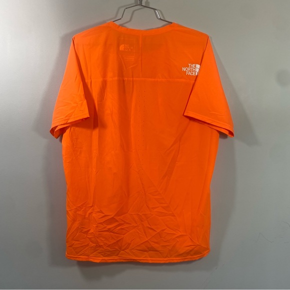 NEW North Face Men’s Flight Series Short Sleeve Shirt Size M - Picture 2 of 8